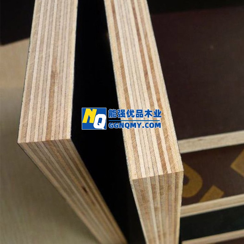 湖北襄阳高档构筑模板供给，厚度均匀密实，专业工厂直供